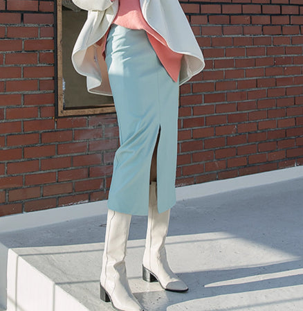 Fashionable High-waisted Figure-flattering Mid-length Skirt
