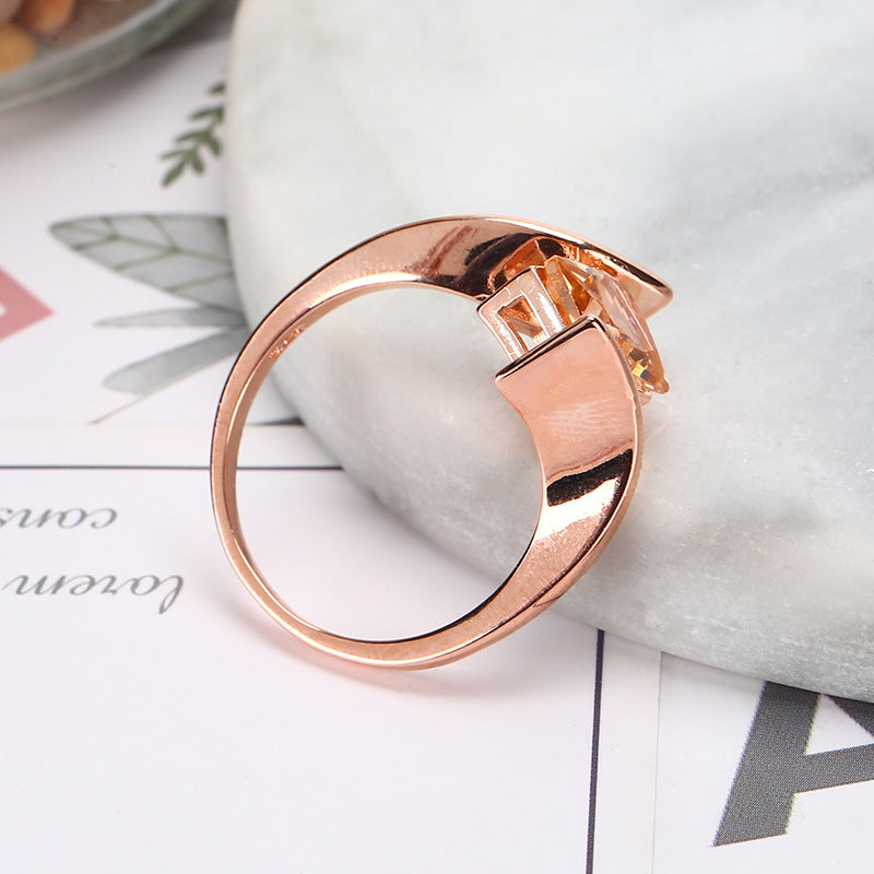 Creative Retro Crystal Craft 18K Rose Gold Zircon Ring