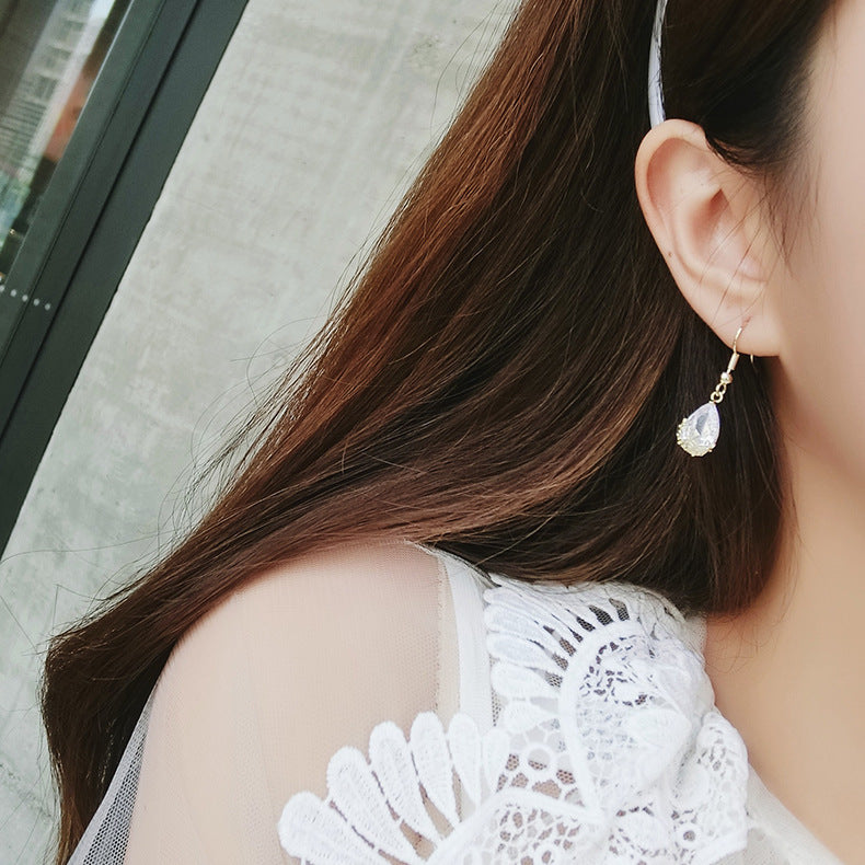 Women's Fashion Trend Vintage Water Drop Zircon Pendant Necklace