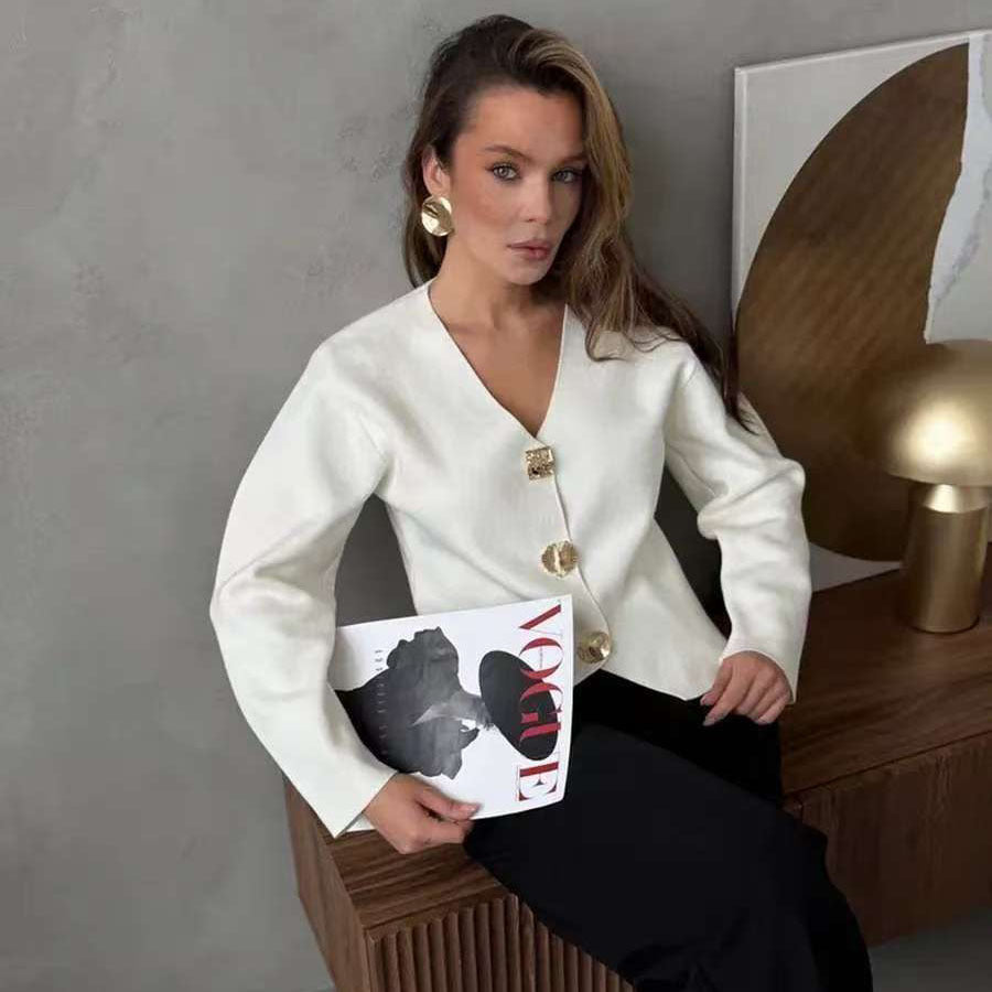 High-end Short Knitted Cardigan Slim Slimming Metal Buckle Sweater For Women