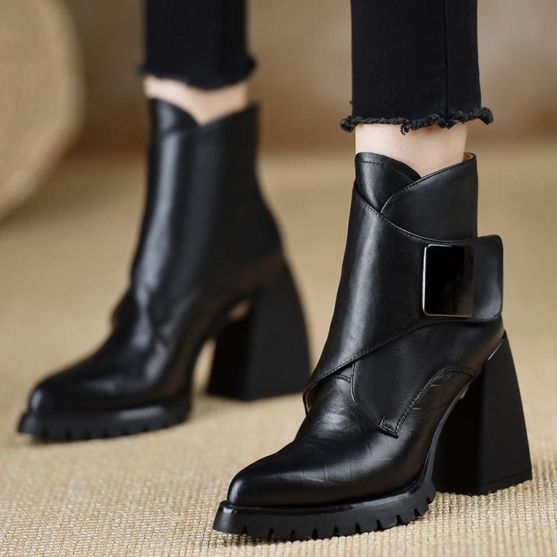 Retro Soft Sole Chunky Heel Ankle Boots For Women