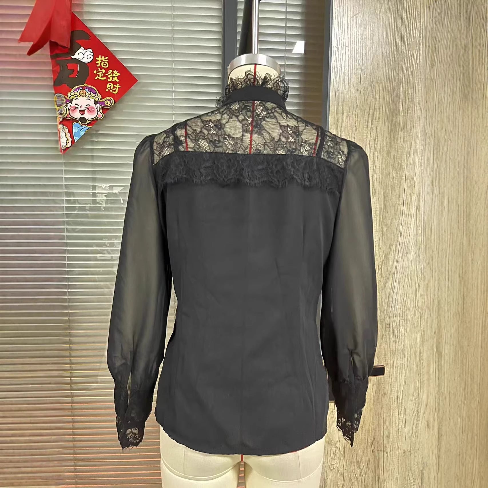 French-style Light Luxury Semi-sheer Loose-fit Sun-protective Lace-panel Tie-front Blouse