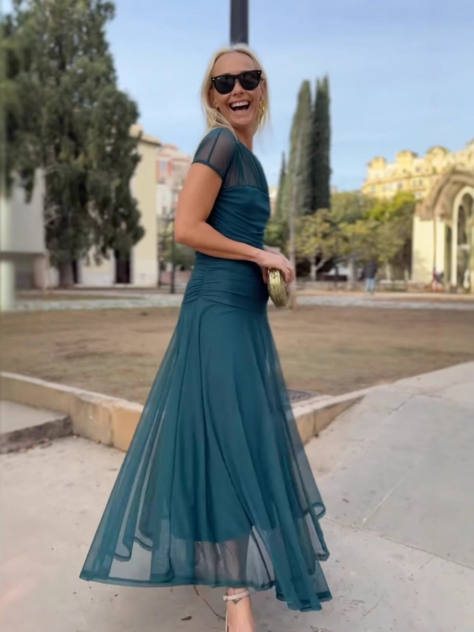 Mesh Round Neck Short Sleeve See-through Large Swing Hip Pleated Dress