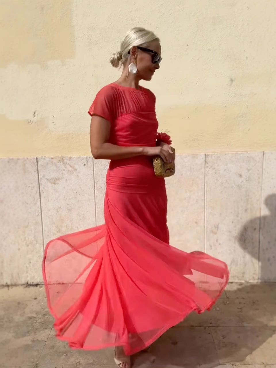 Mesh Round Neck Short Sleeve See-through Large Swing Hip Pleated Dress