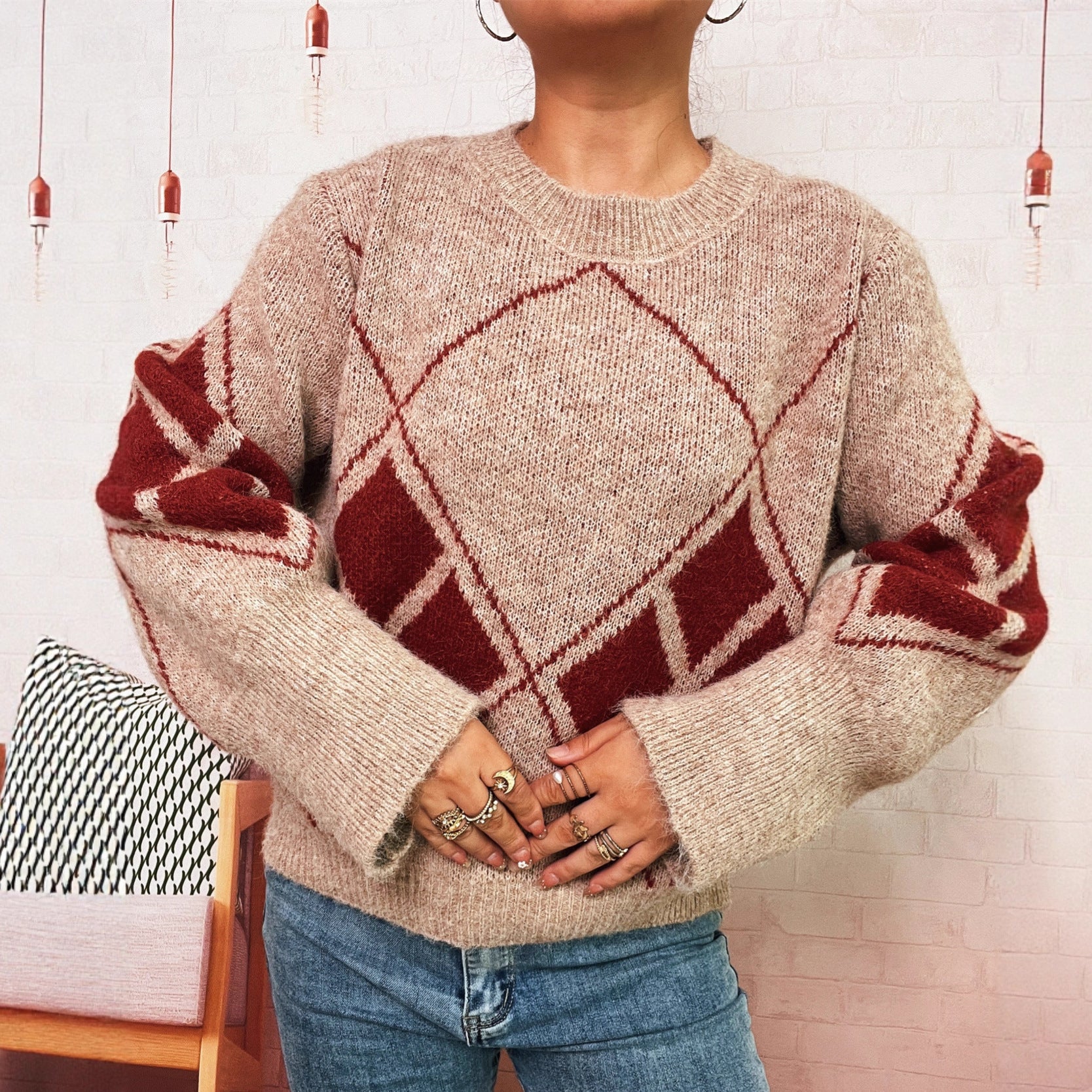 Women's Color-blocking Diamond Pattern Sweater