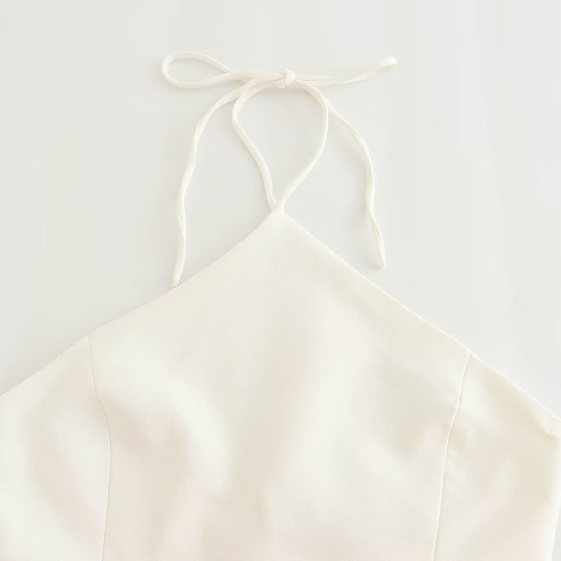 European And American Style Open Design Hanging Collar Top