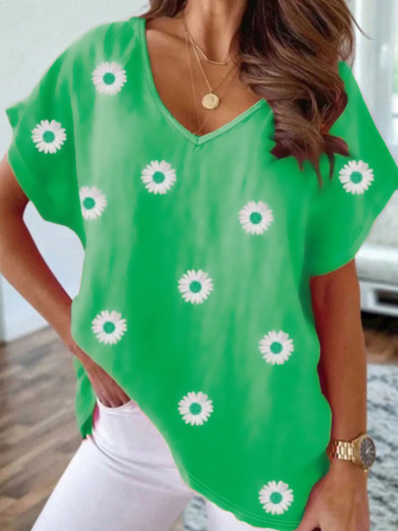 V-neck Short Sleeve Fashion Flower Print T-shirt