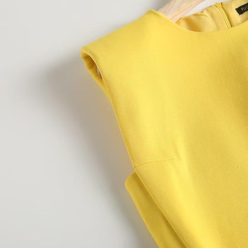 Women's Solid Color Round Neck Straight Slim Fit Slit Dress