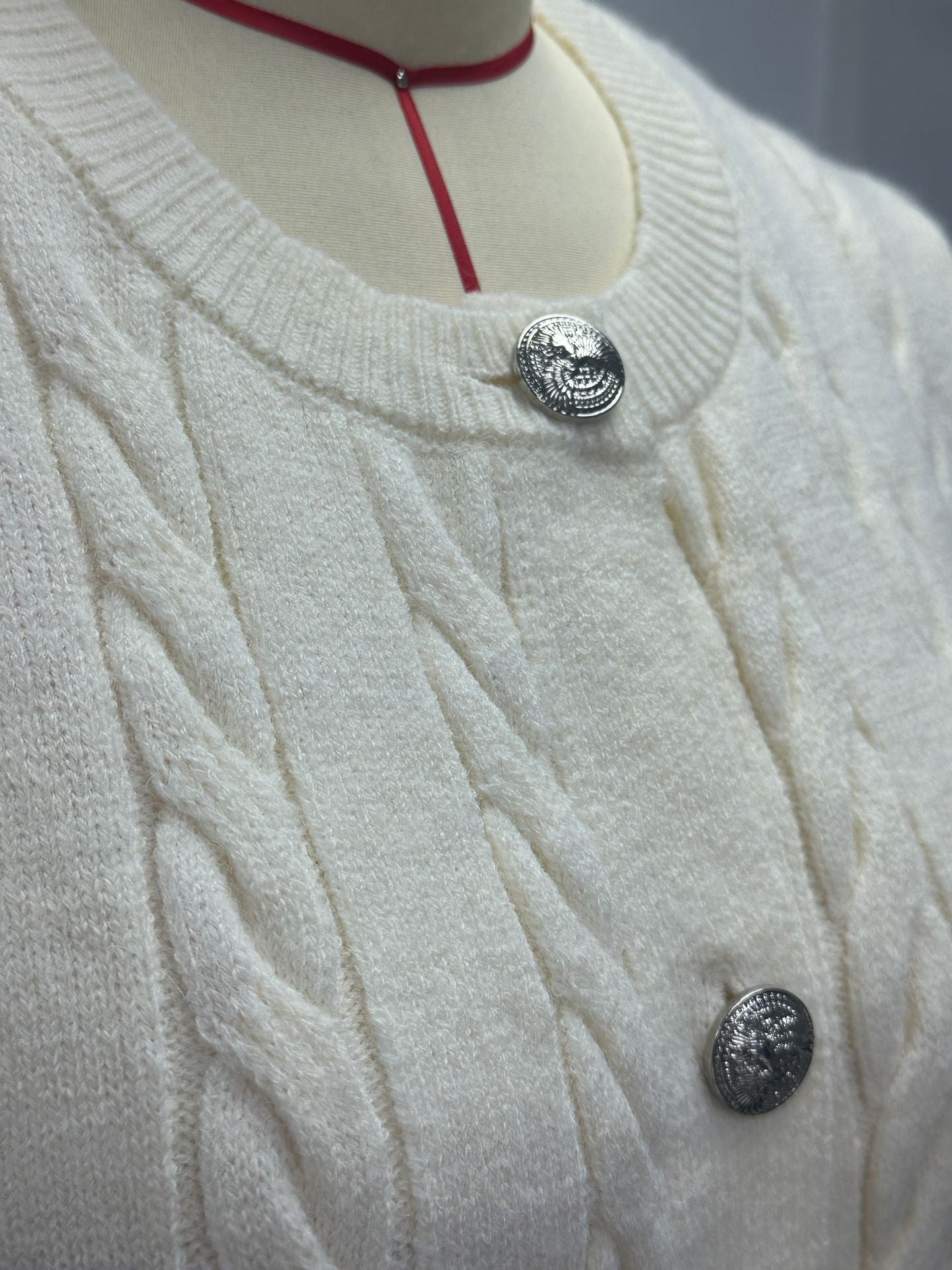 Women's Round Neck Twisted Knitted Sweater Coat