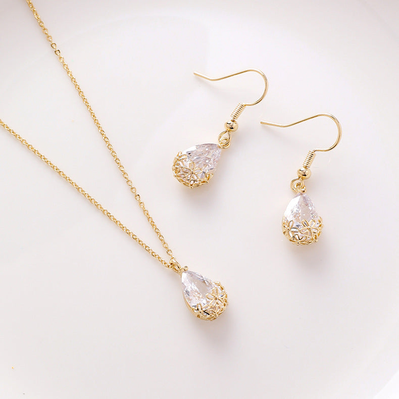 Women's Fashion Trend Vintage Water Drop Zircon Pendant Necklace